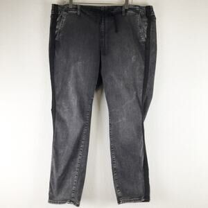 Torrid Pull-On Boyfriend Straight Super Soft Mid-Rise Jean Pockets Plus Size 2X